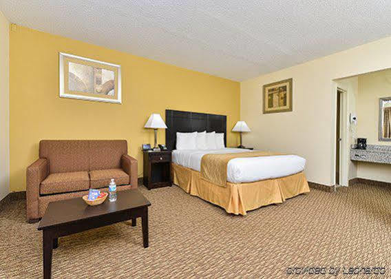 Executive Inn Tullahoma Exterior photo