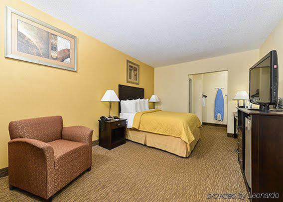 Executive Inn Tullahoma Exterior photo